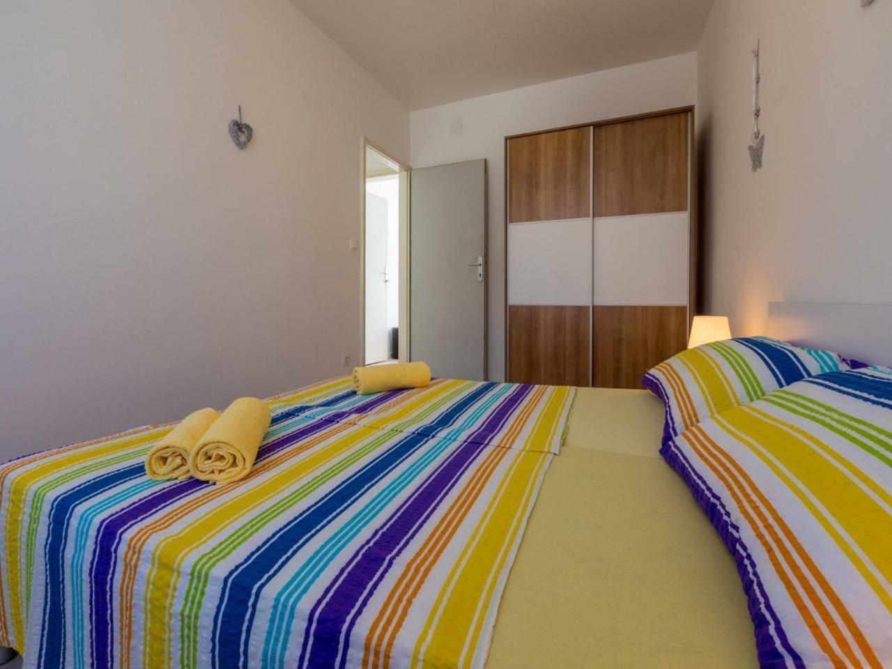 Apartment Duda Novi Vinodolski Esterno foto