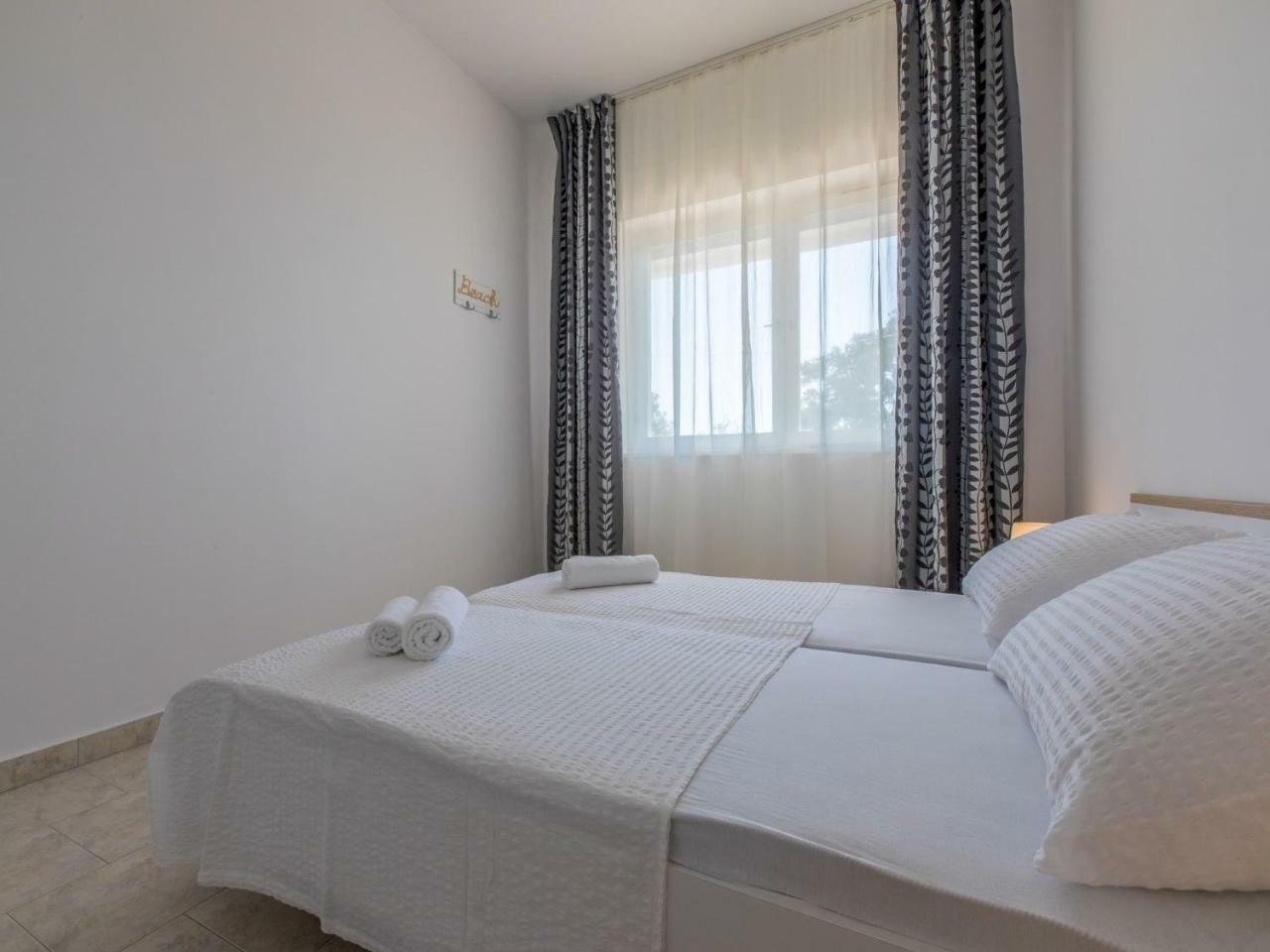 Apartment Duda Novi Vinodolski Esterno foto