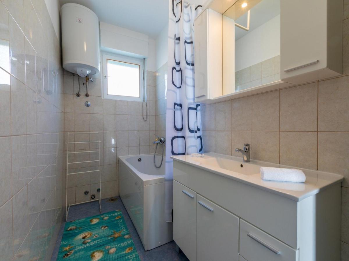 Apartment Duda Novi Vinodolski Esterno foto